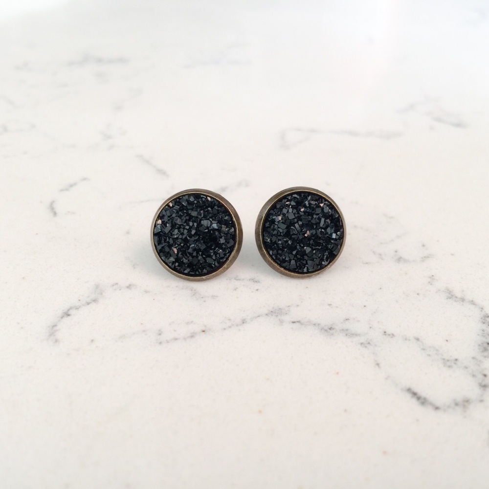 🖤 Black Druzy Studs 3/$18